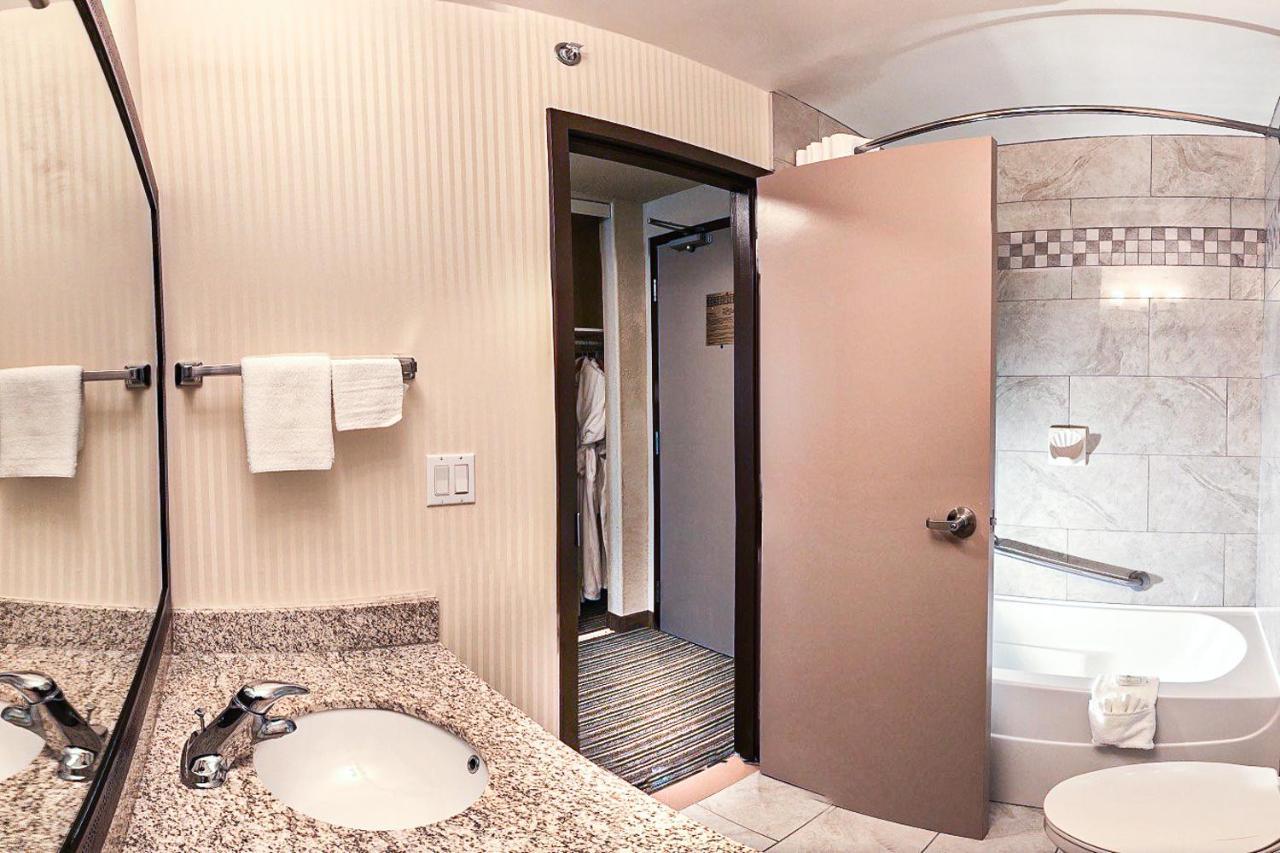 Quality Inn & Suites Yorkton Luaran gambar