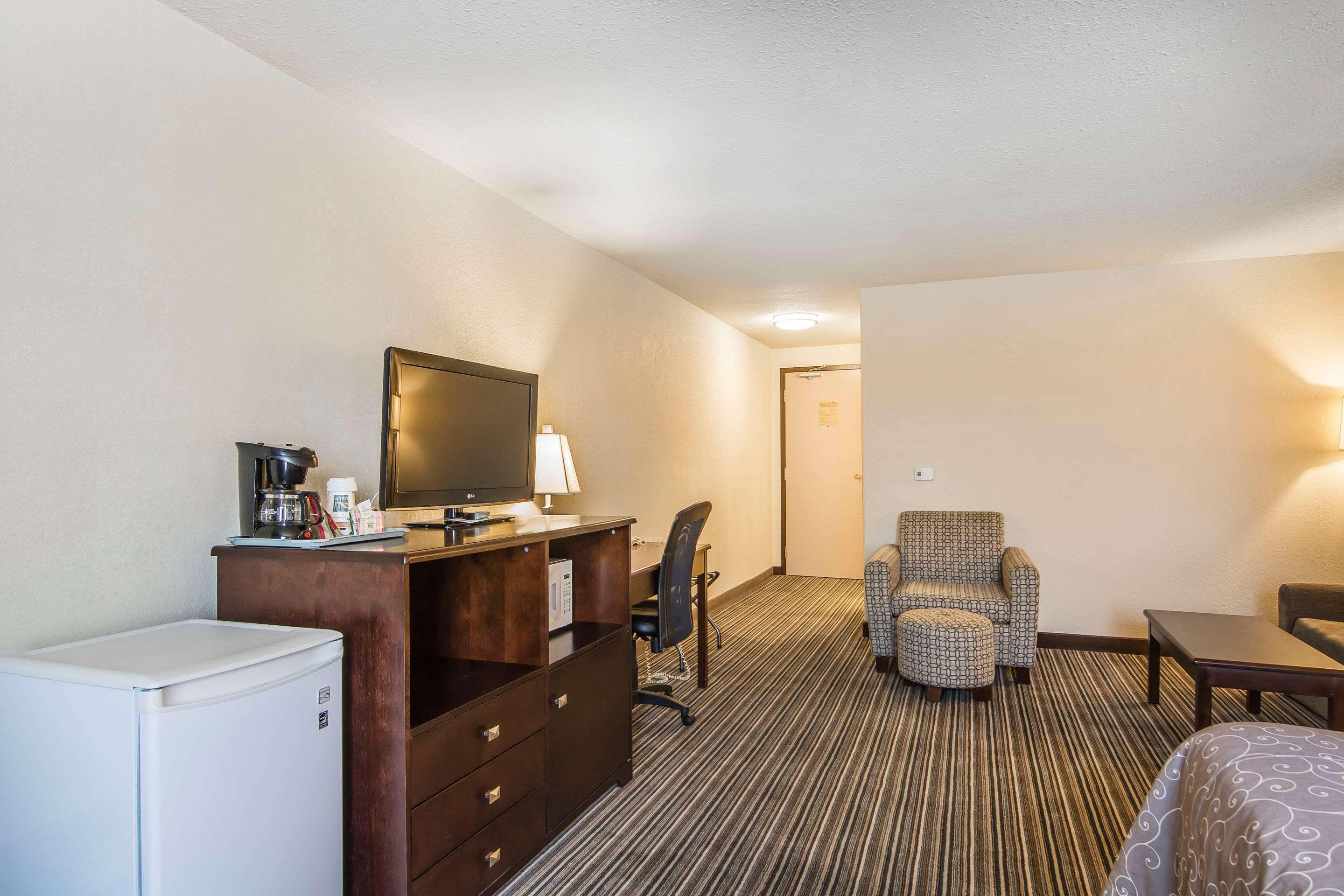 Quality Inn & Suites Yorkton Luaran gambar