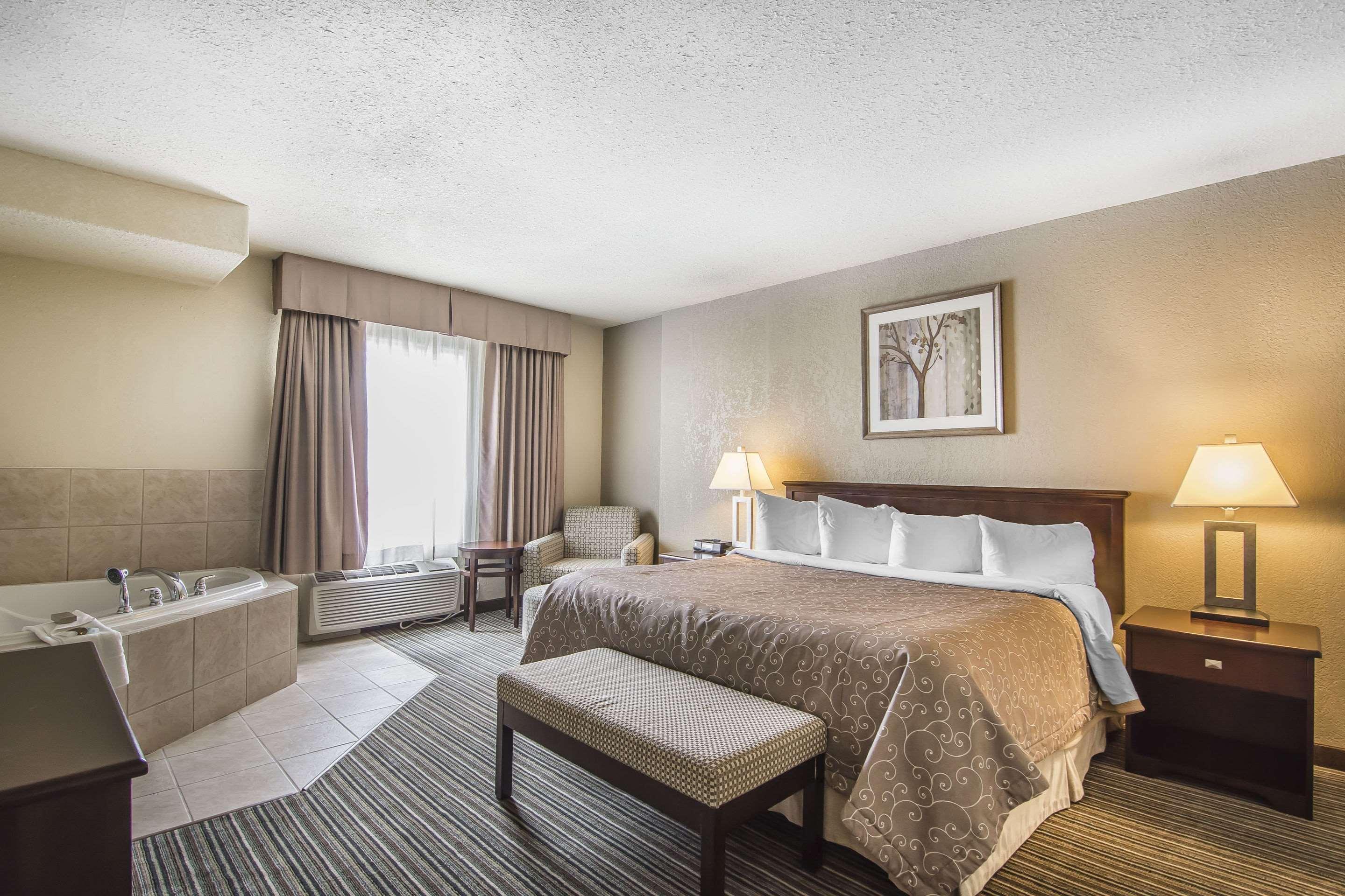 Quality Inn & Suites Yorkton Luaran gambar